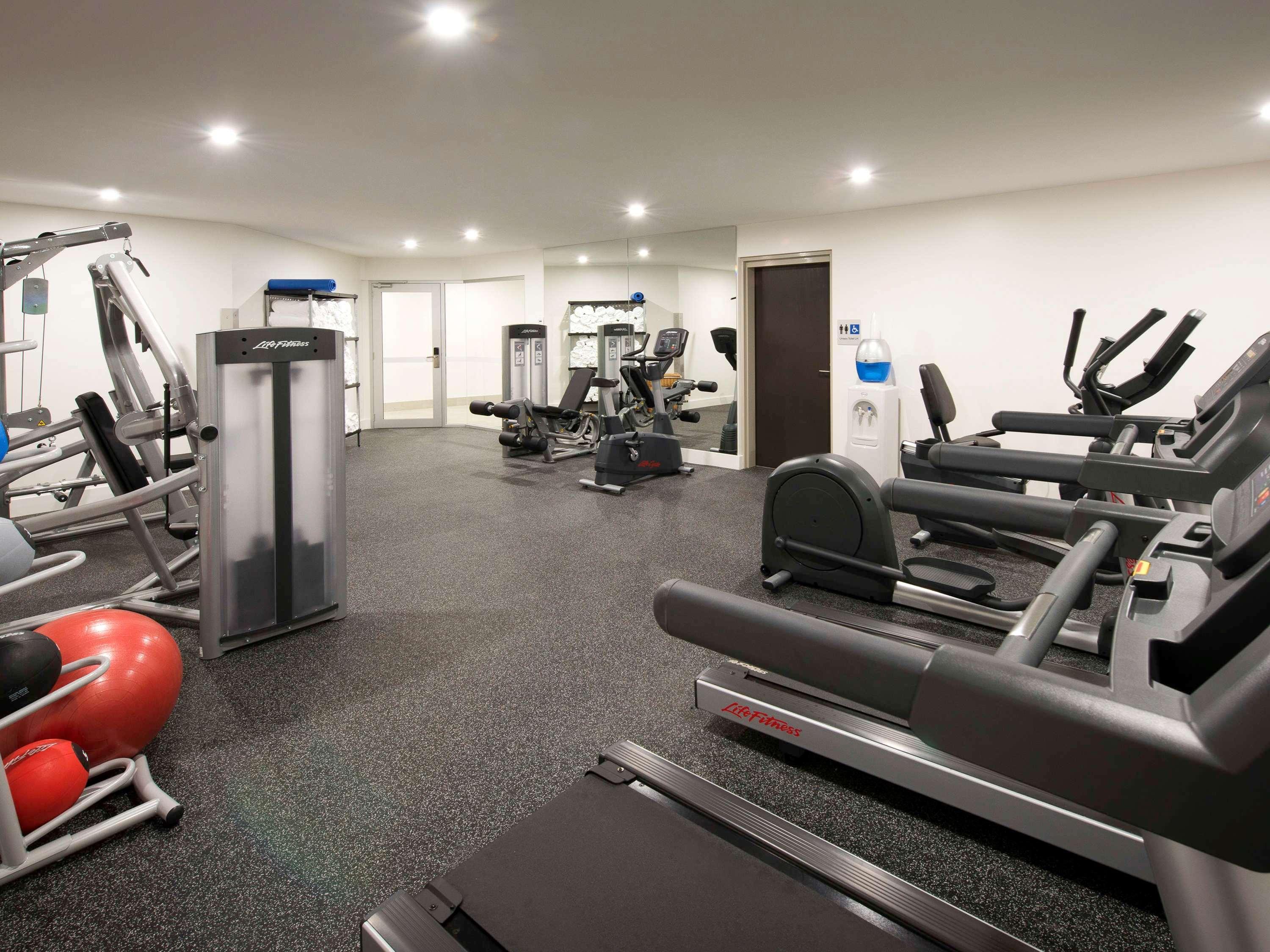 מלון Pullman Brisbane Airport מראה חיצוני תמונה The gym at the hotel