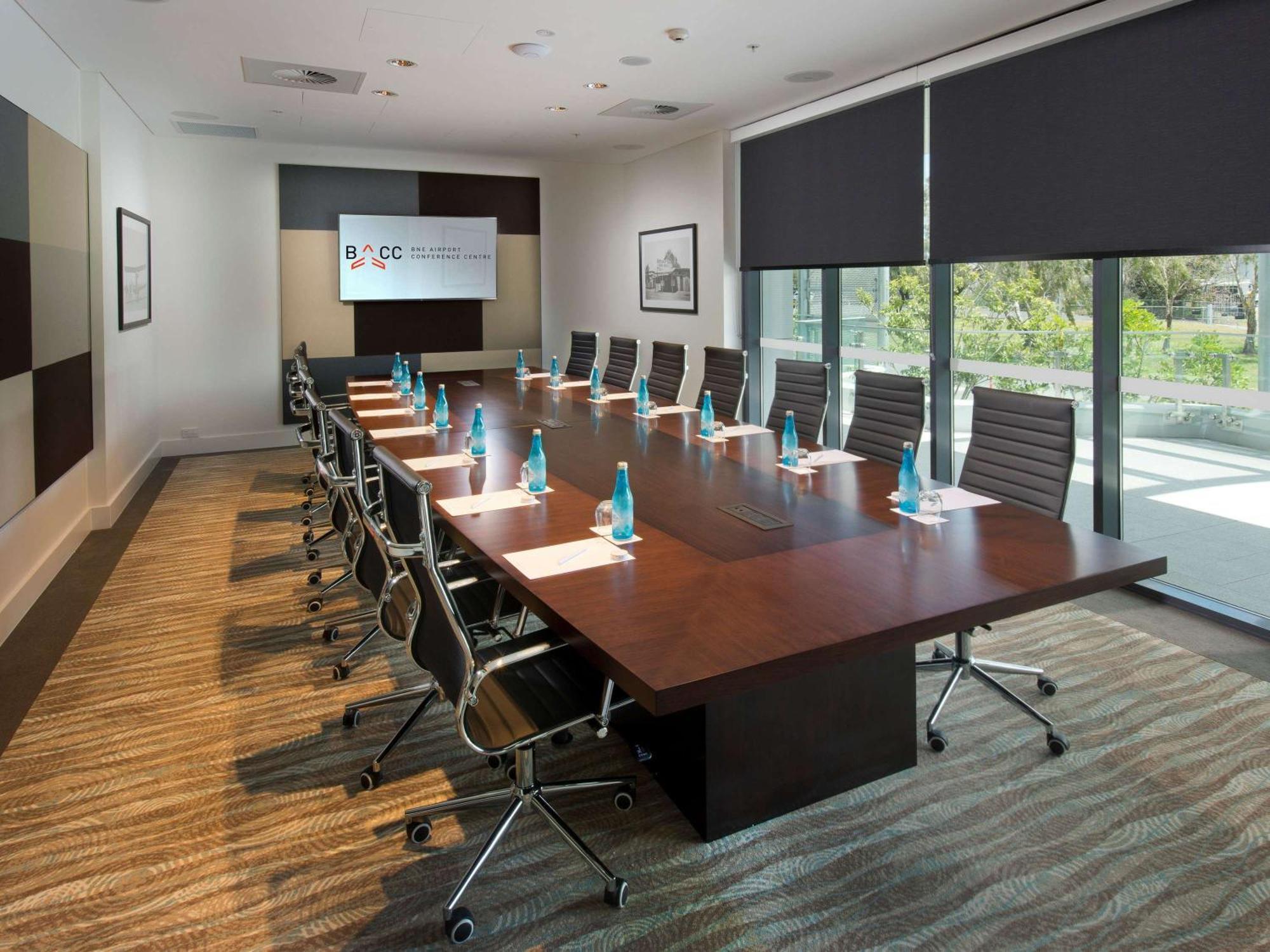 מלון Pullman Brisbane Airport מראה חיצוני תמונה Boardroom at the ICC Academy