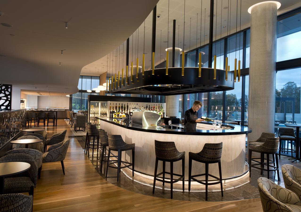 מלון Pullman Brisbane Airport מראה חיצוני תמונה The bar at the London Hilton on Park
